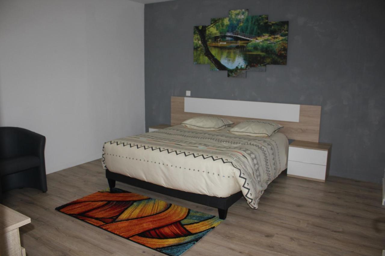 Les Chambres En Champagne Еперне Екстериор снимка